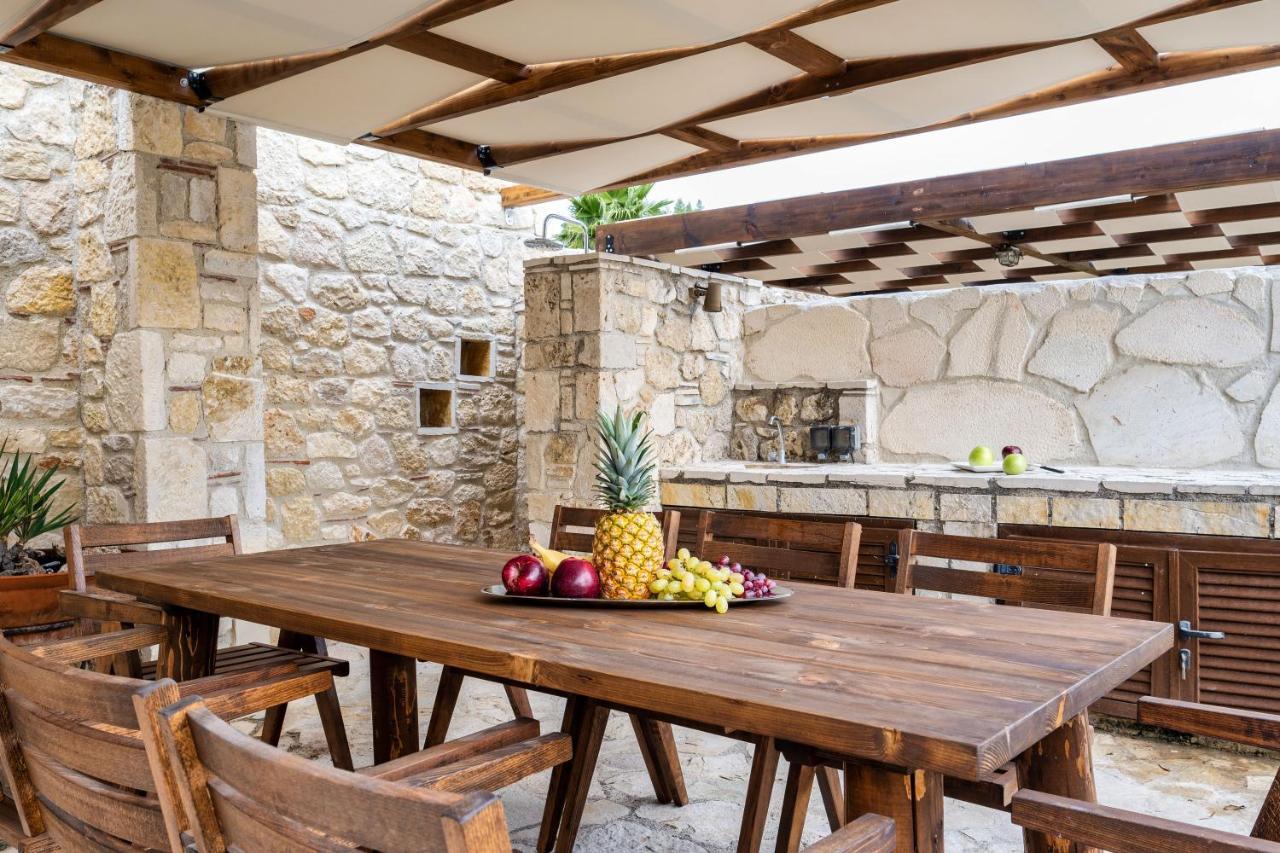 Palmrise Luxury Villas By Travel Pro Services - Nea Skioni Halkidiki Exterior photo